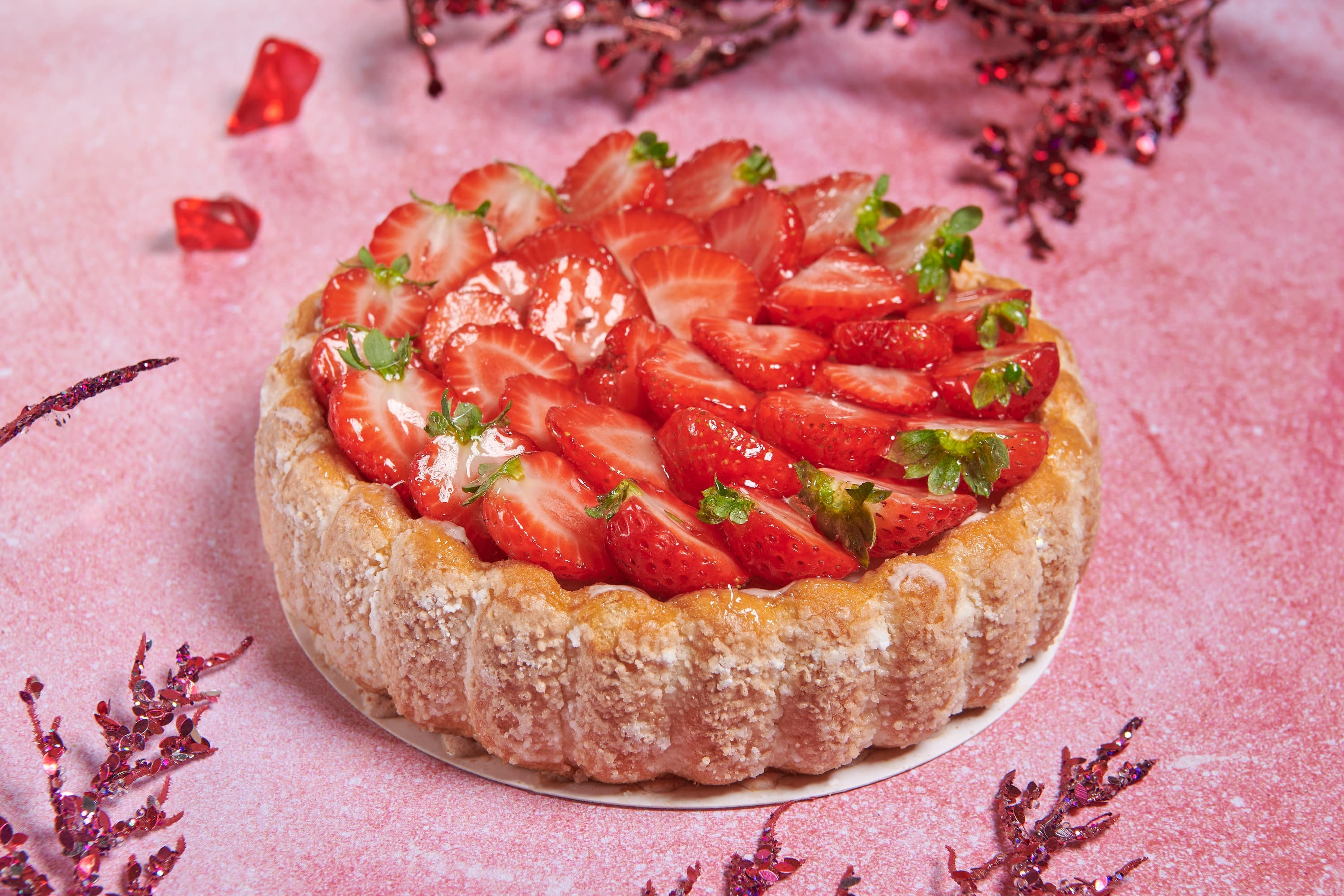 Charlotte aux Fraises : Fraîcheur et Douceur dans un Dessert Gourmand