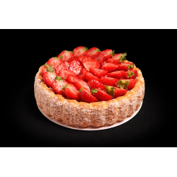 Charlotte aux Fraises : Fraîcheur et Douceur dans un Dessert Gourmand